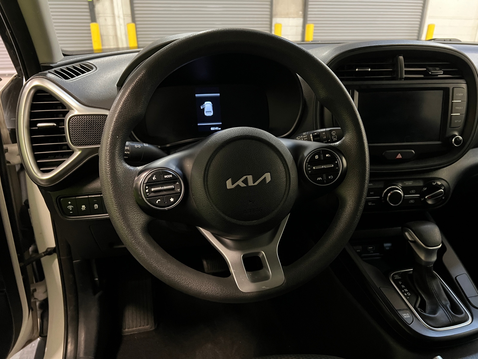 Thumbnail: 2023 Kia Soul - 5