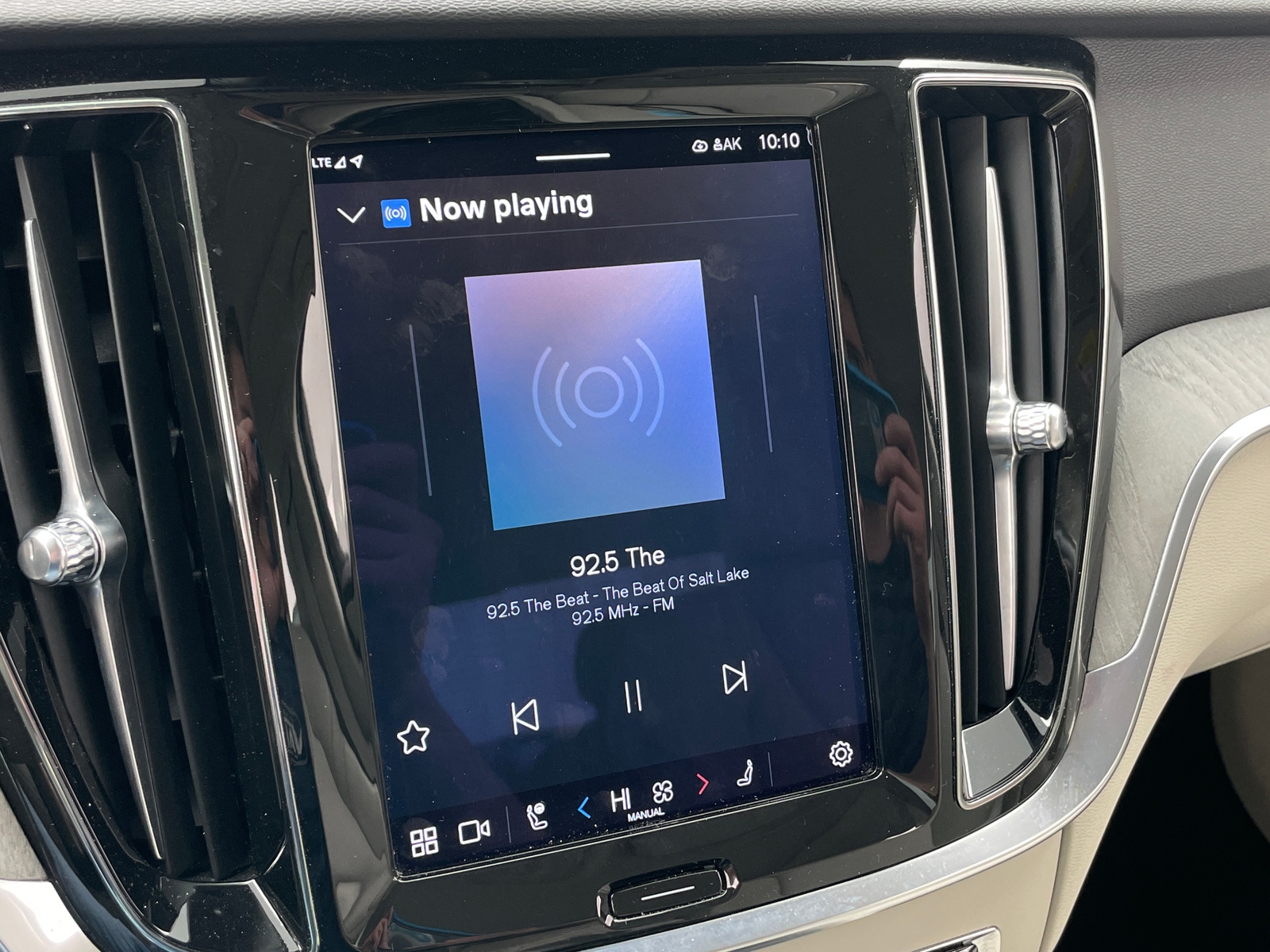 Thumbnail: 2024 Volvo S60 - 3