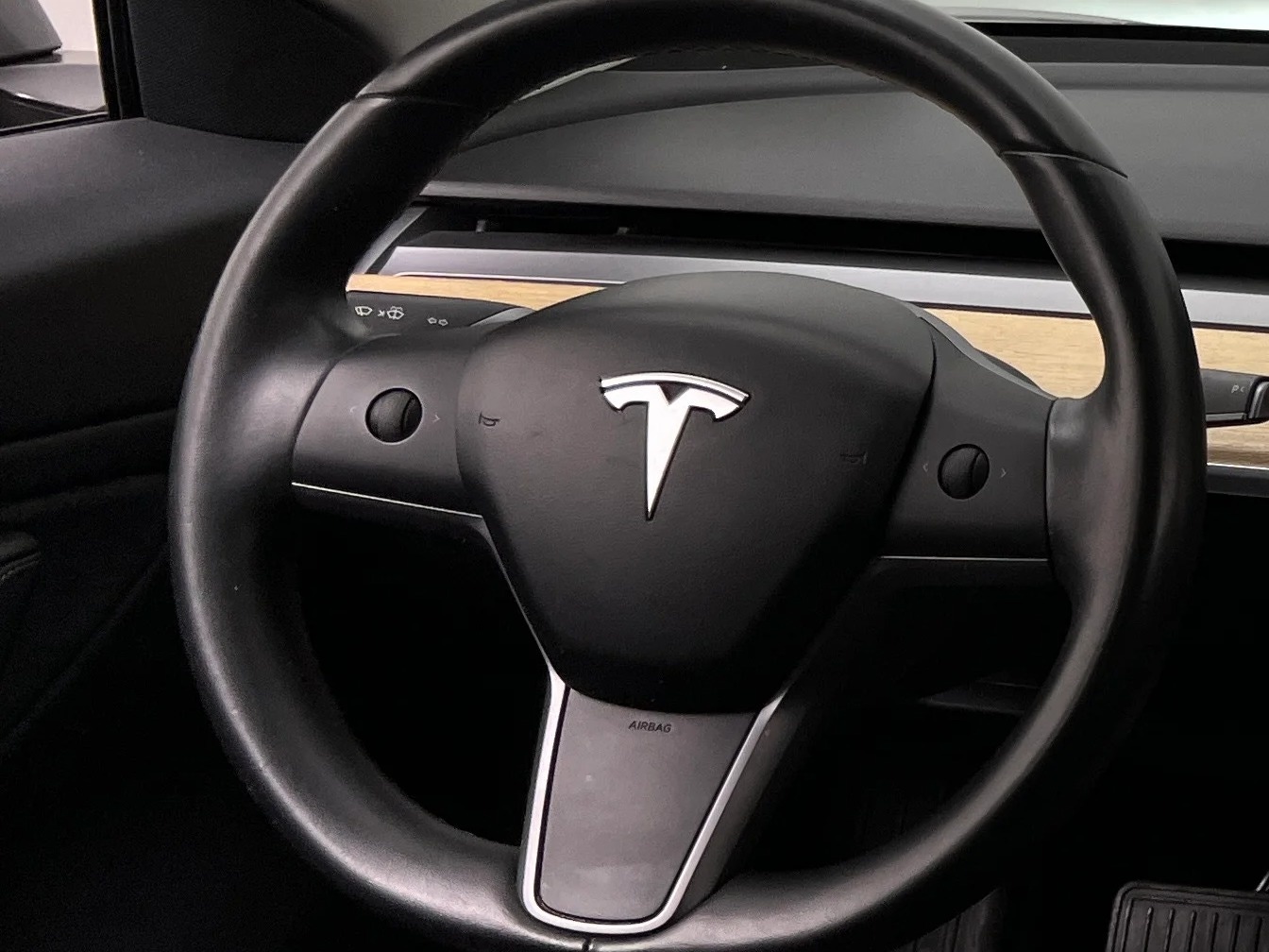 Thumbnail: 2019 Tesla Model 3 - 4