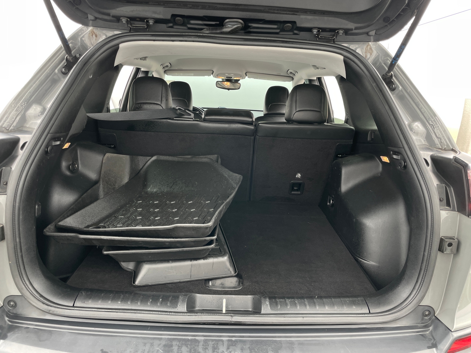 Thumbnail: 2021 Jeep Cherokee - 6