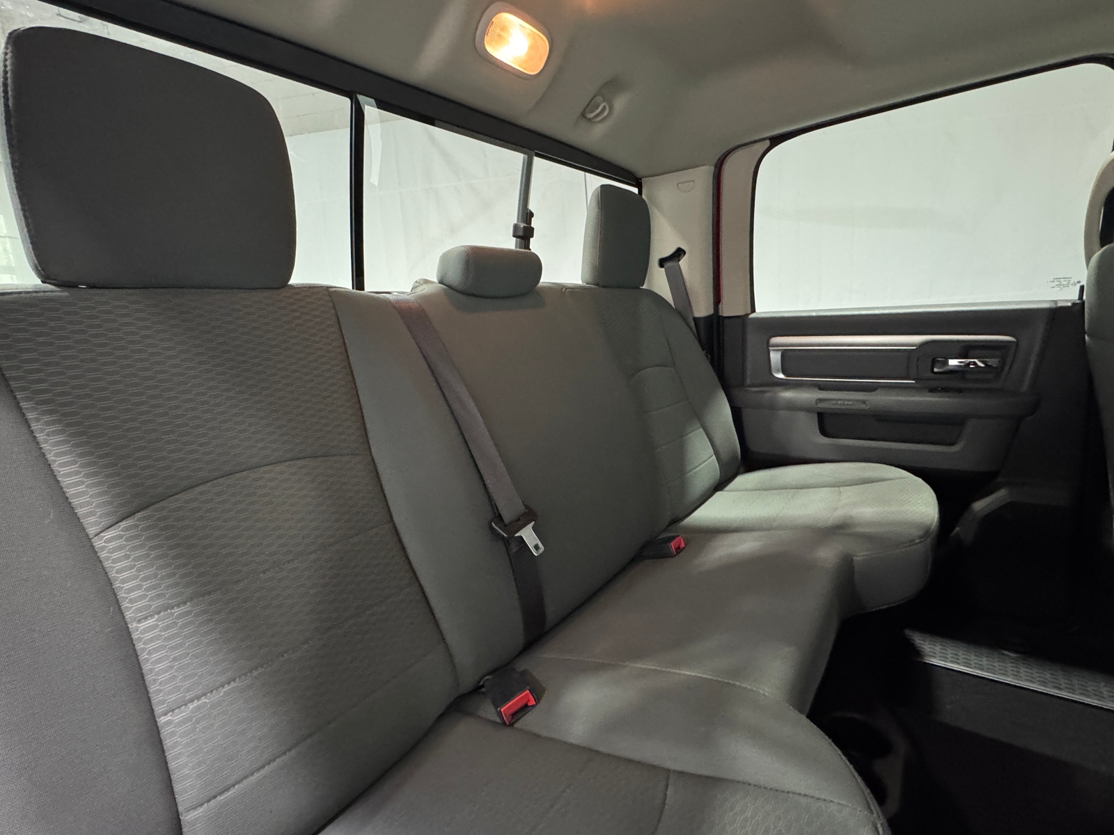 Thumbnail: 2020 RAM 1500 Classic - 6