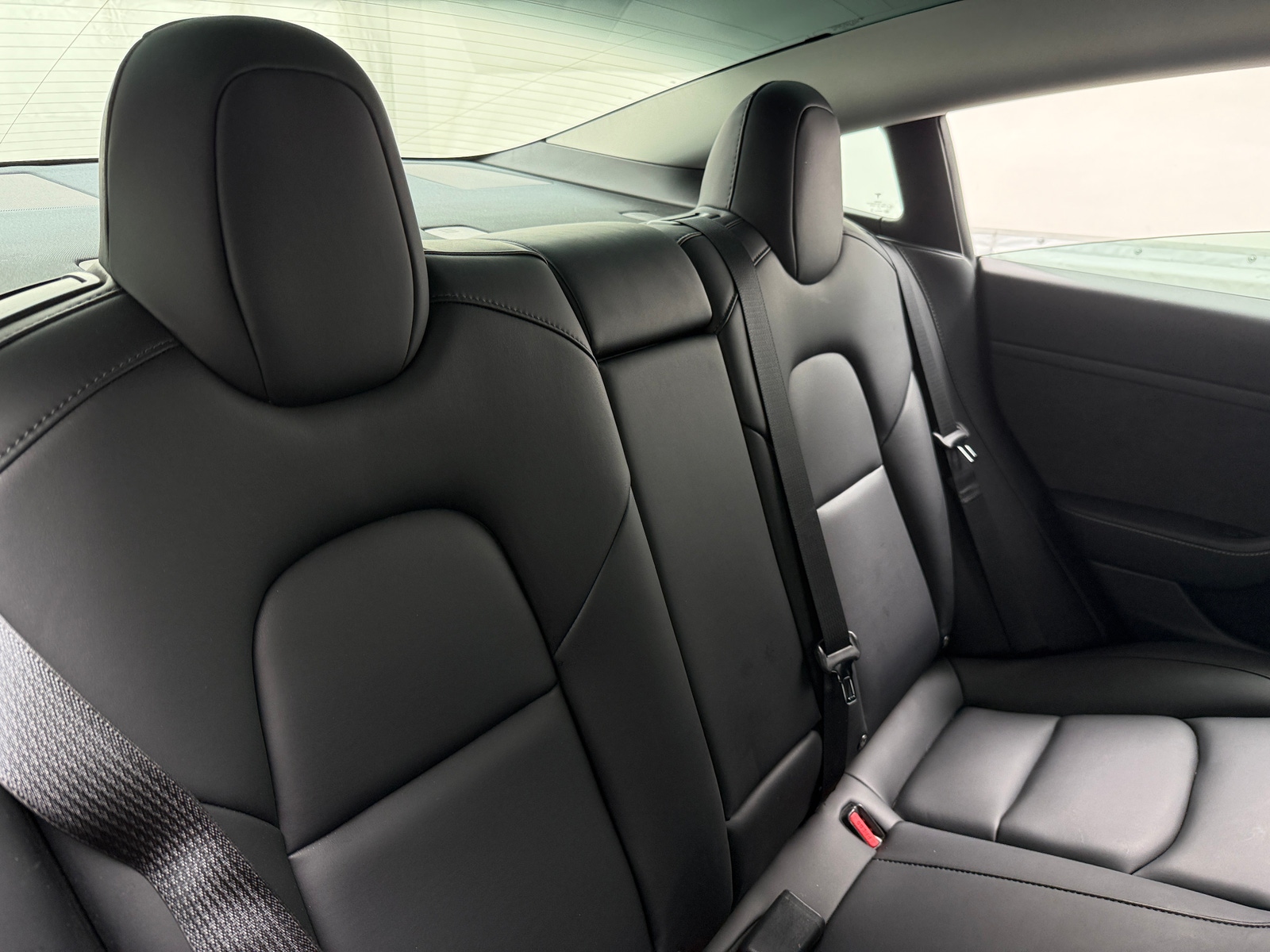 Thumbnail: 2022 Tesla Model 3 - 5