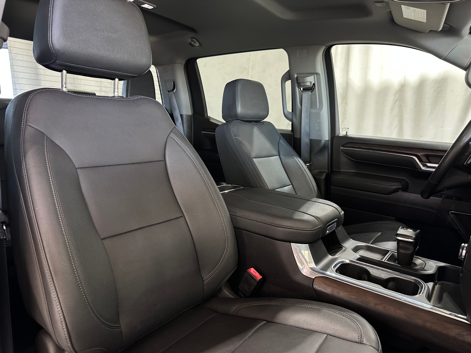 Thumbnail: 2024 GMC Sierra 1500 - 2