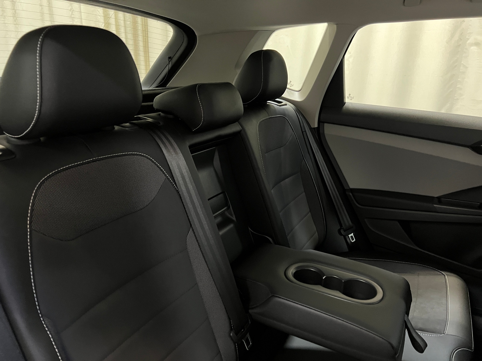 Thumbnail: 2023 Volkswagen Taos - 5