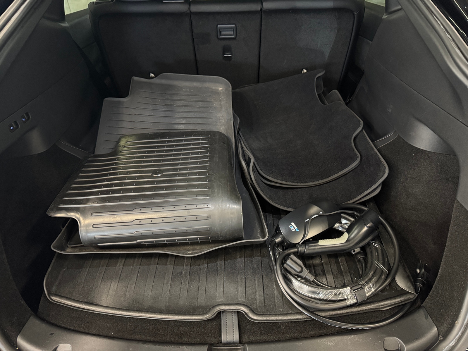 Thumbnail: 2023 Tesla Model Y - 6