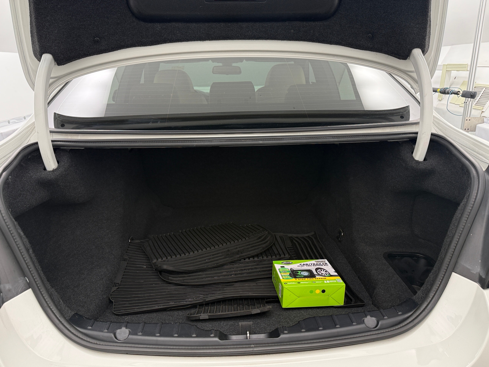 Thumbnail: 2012 BMW 5 Series - 6