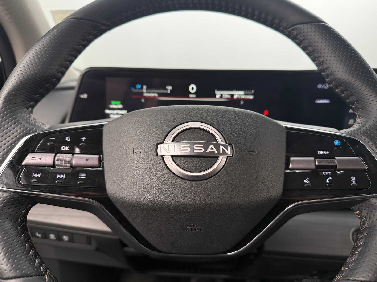 Thumbnail: 2023 Nissan Ariya - 4