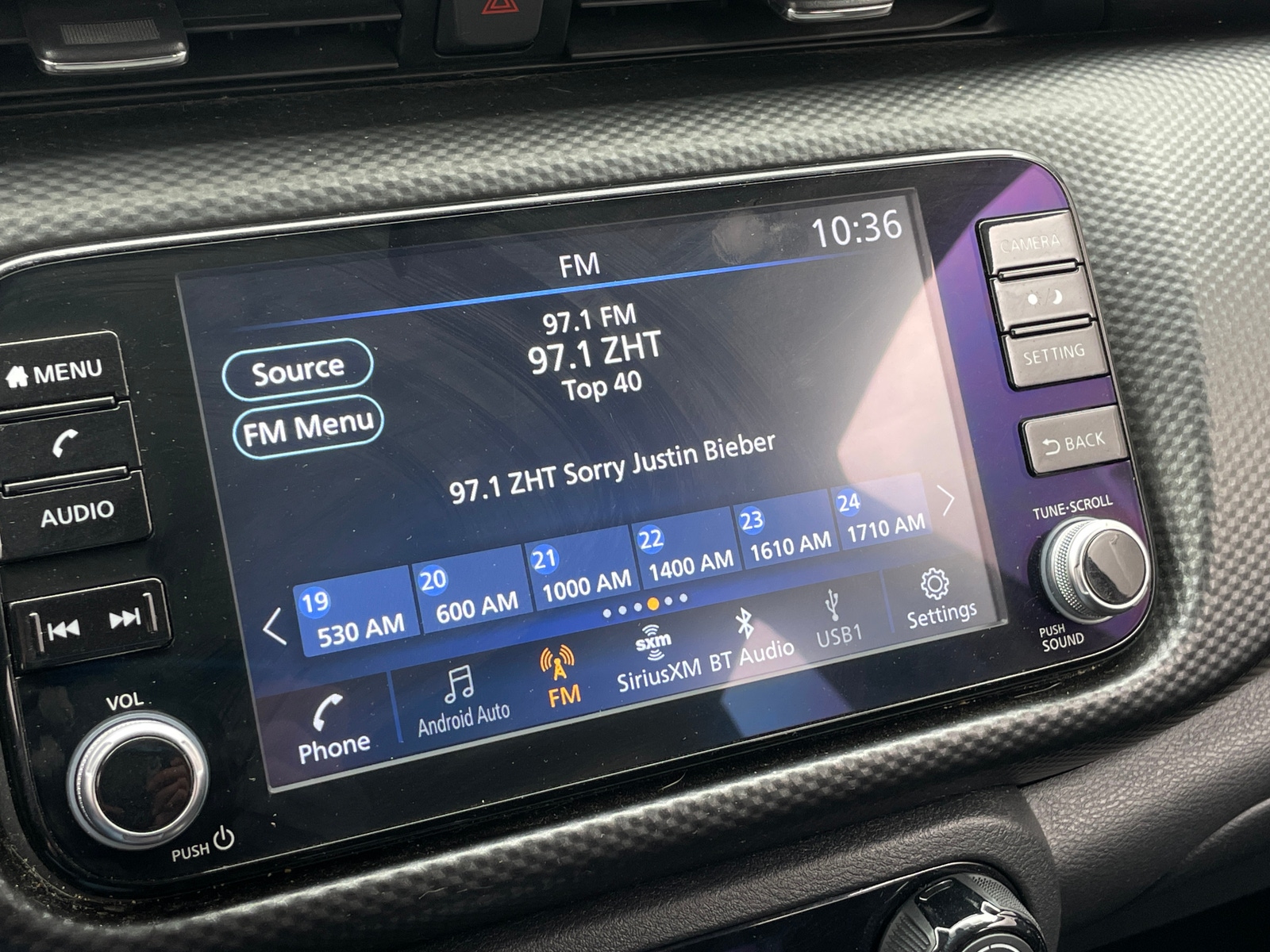 Thumbnail: 2021 Nissan Kicks - 4