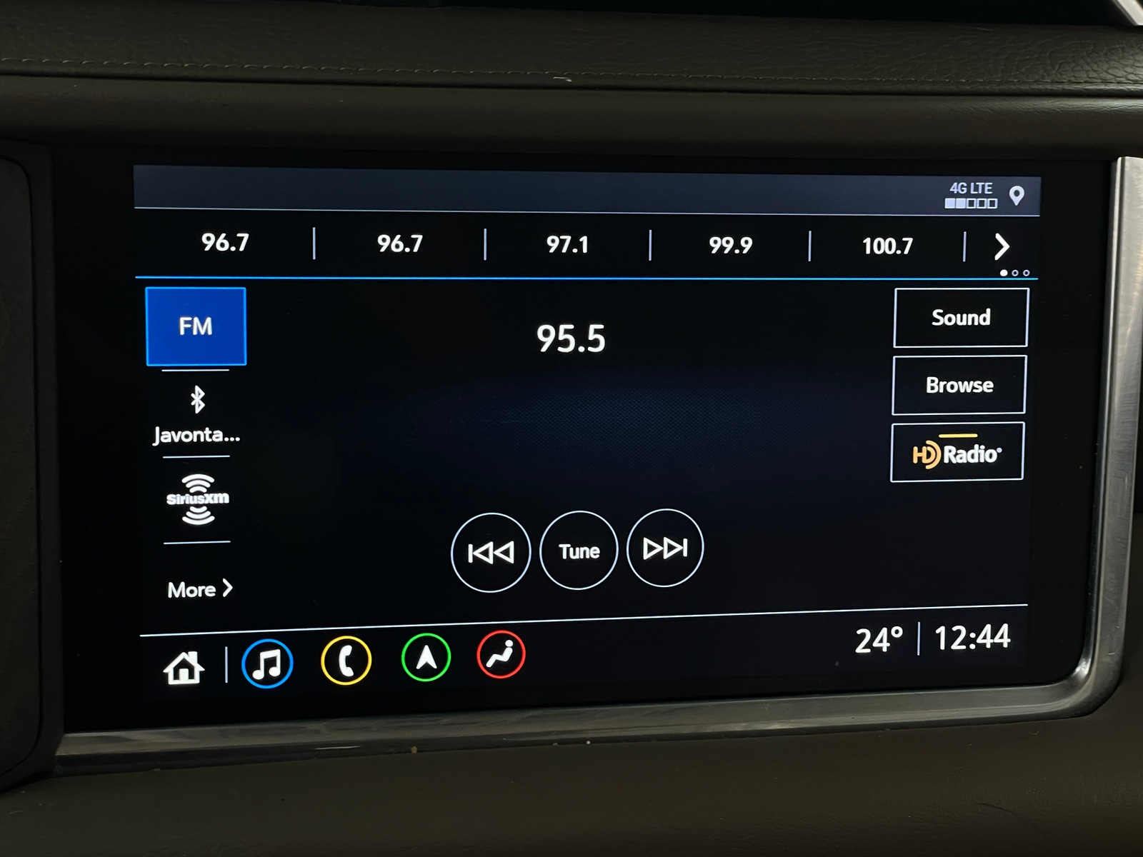 Thumbnail: 2021 GMC Yukon XL - 3