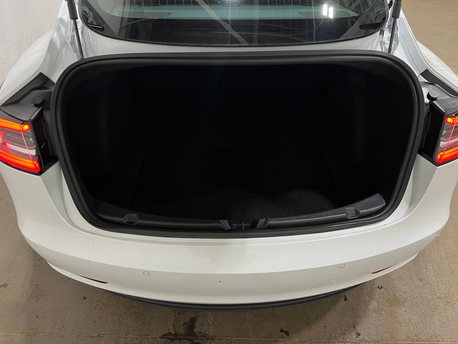 Thumbnail: 2020 Tesla Model 3 - 6