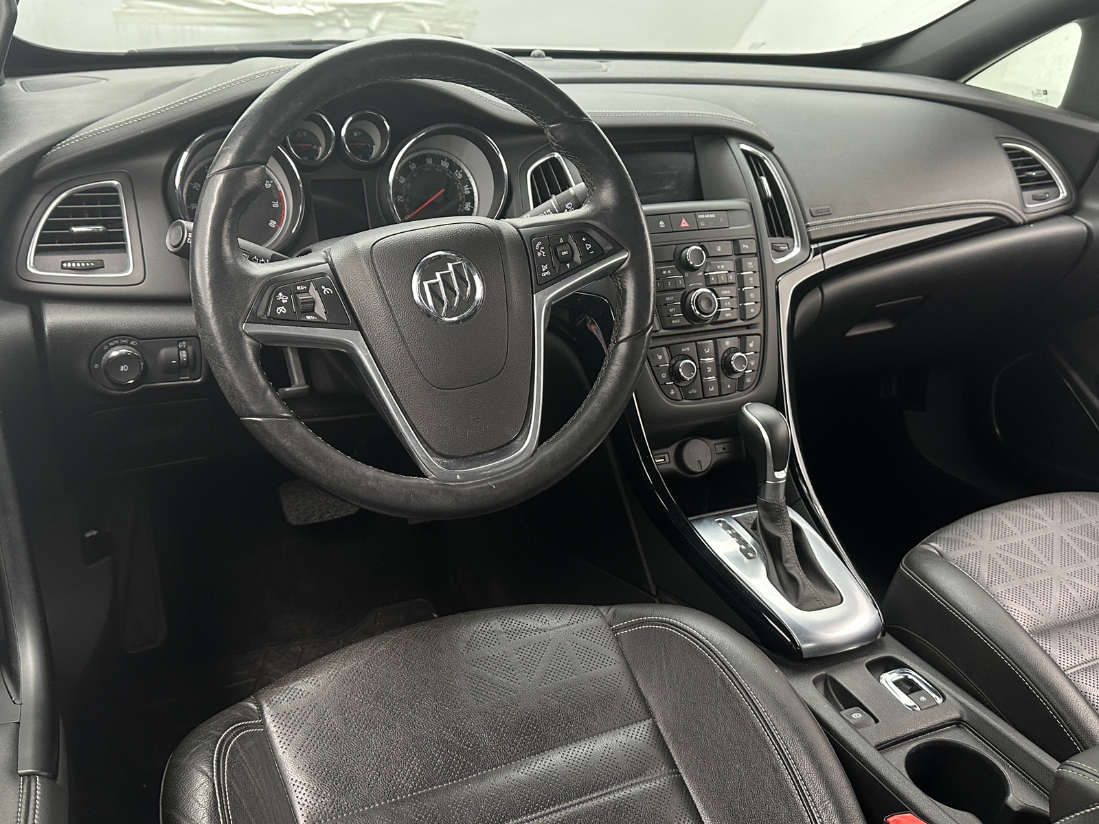 Thumbnail: 2019 Buick Cascada - 2