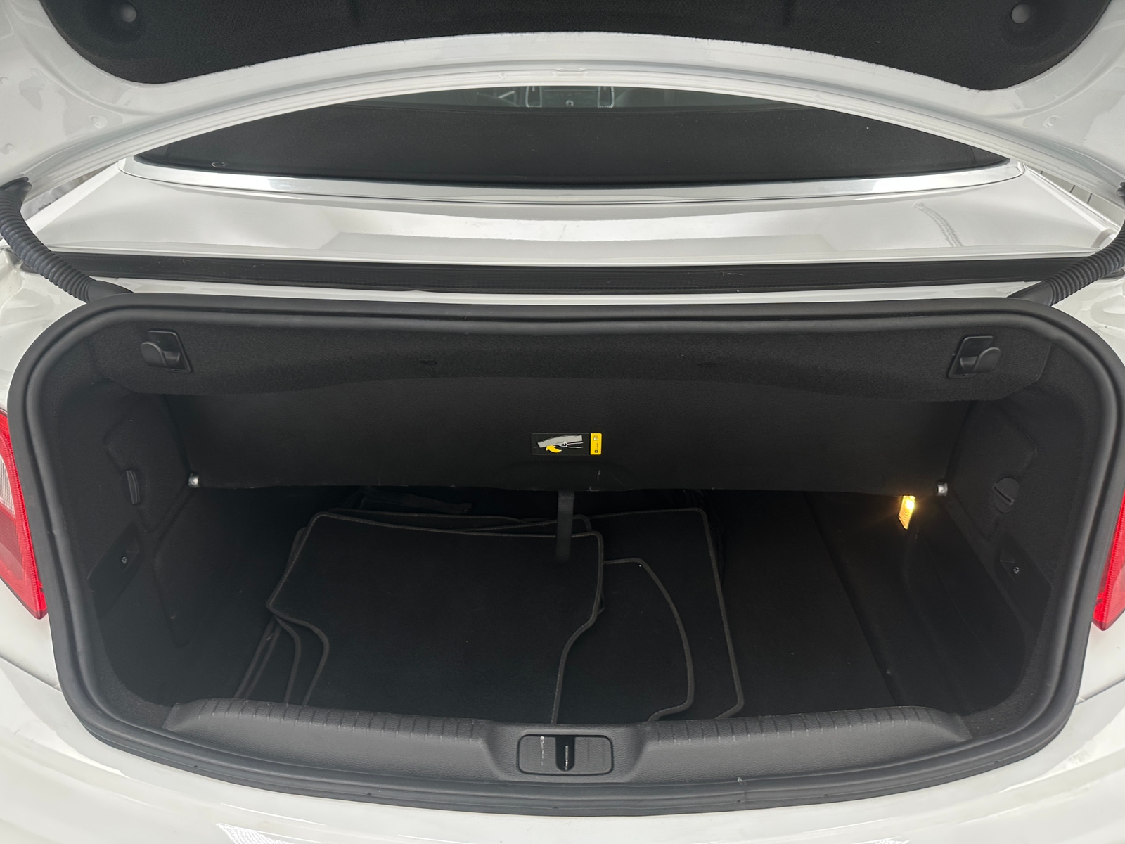 Thumbnail: 2019 Buick Cascada - 6