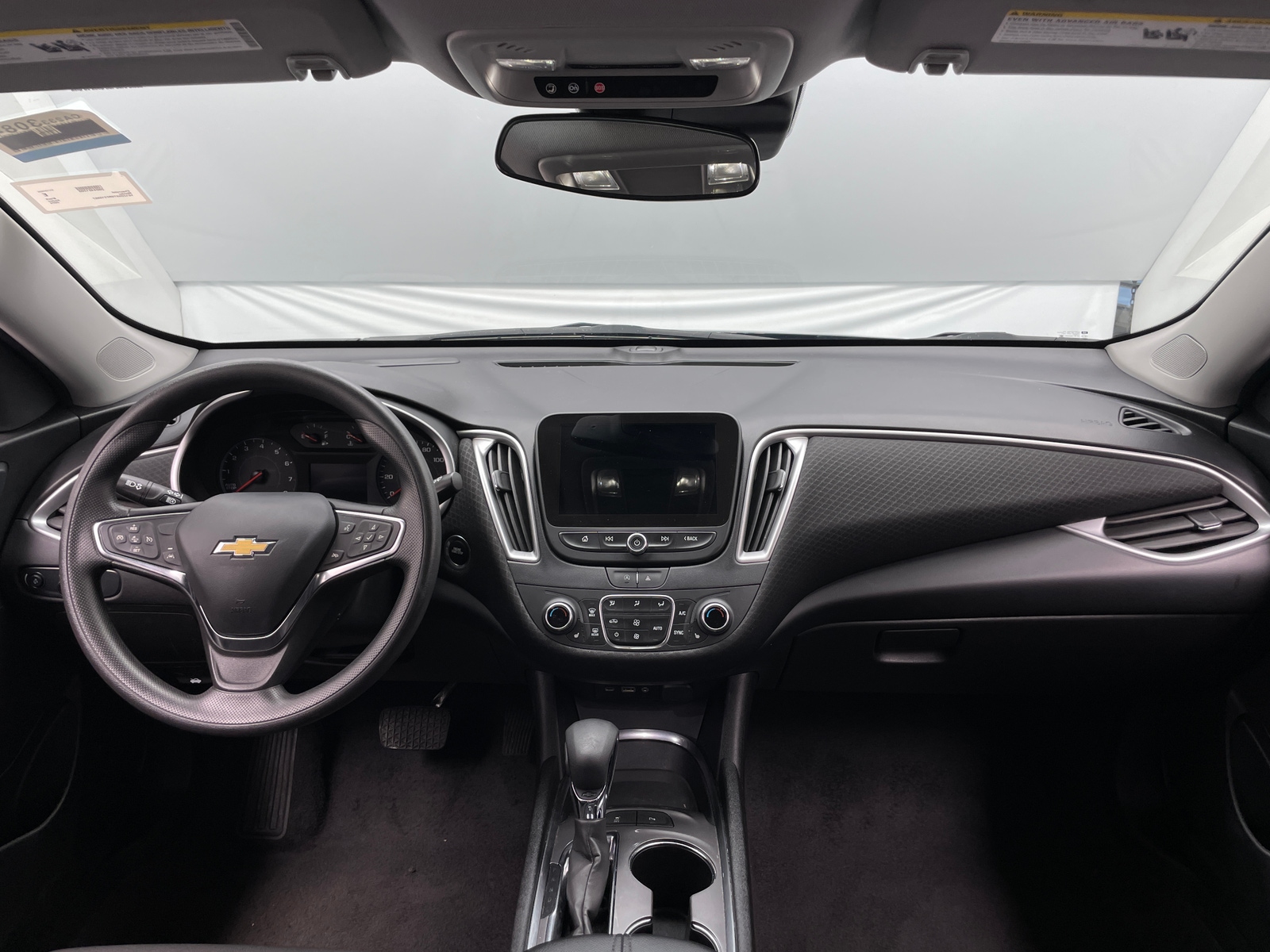 Thumbnail: 2024 Chevrolet Malibu - 3