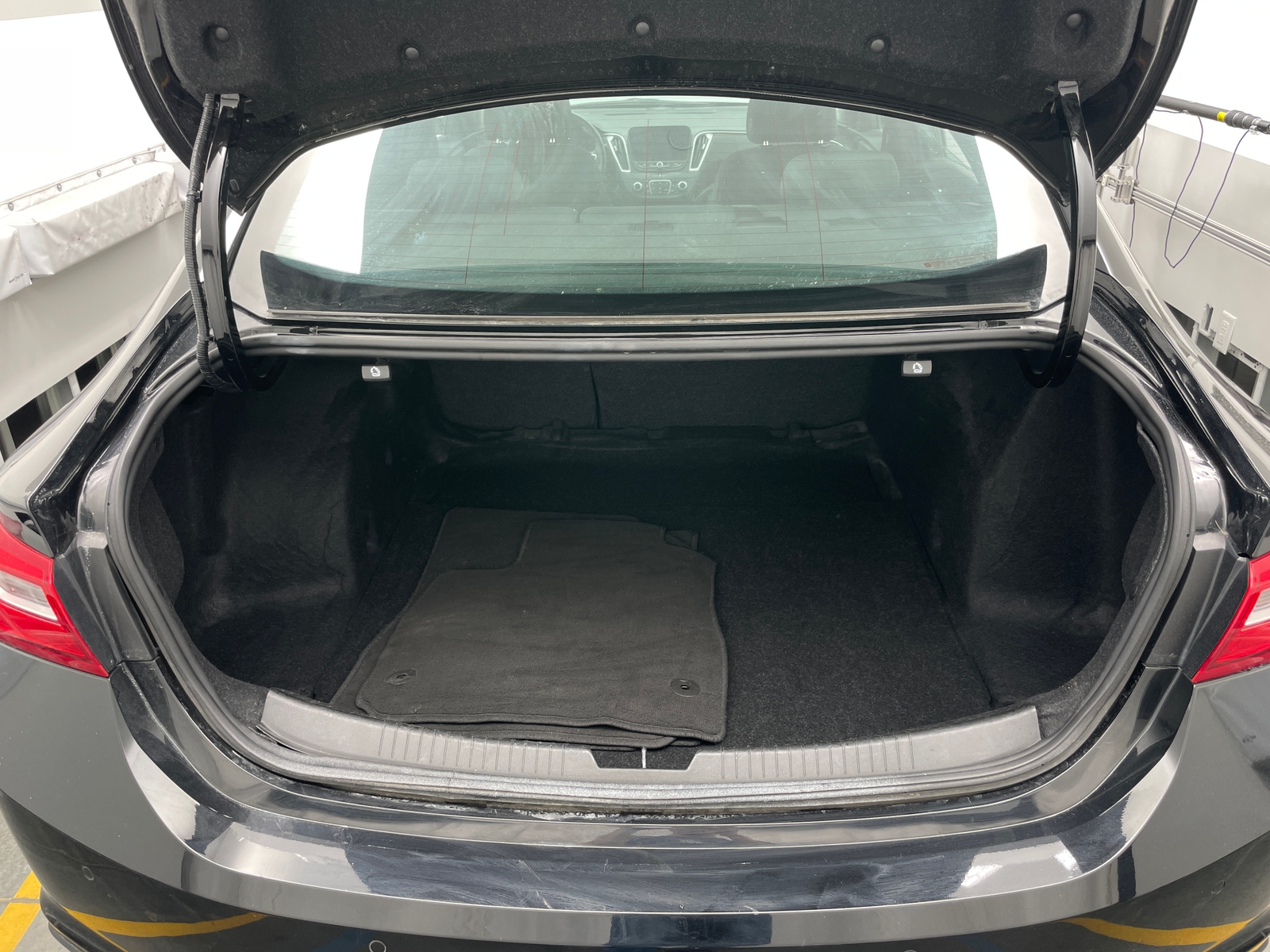 Thumbnail: 2024 Chevrolet Malibu - 7