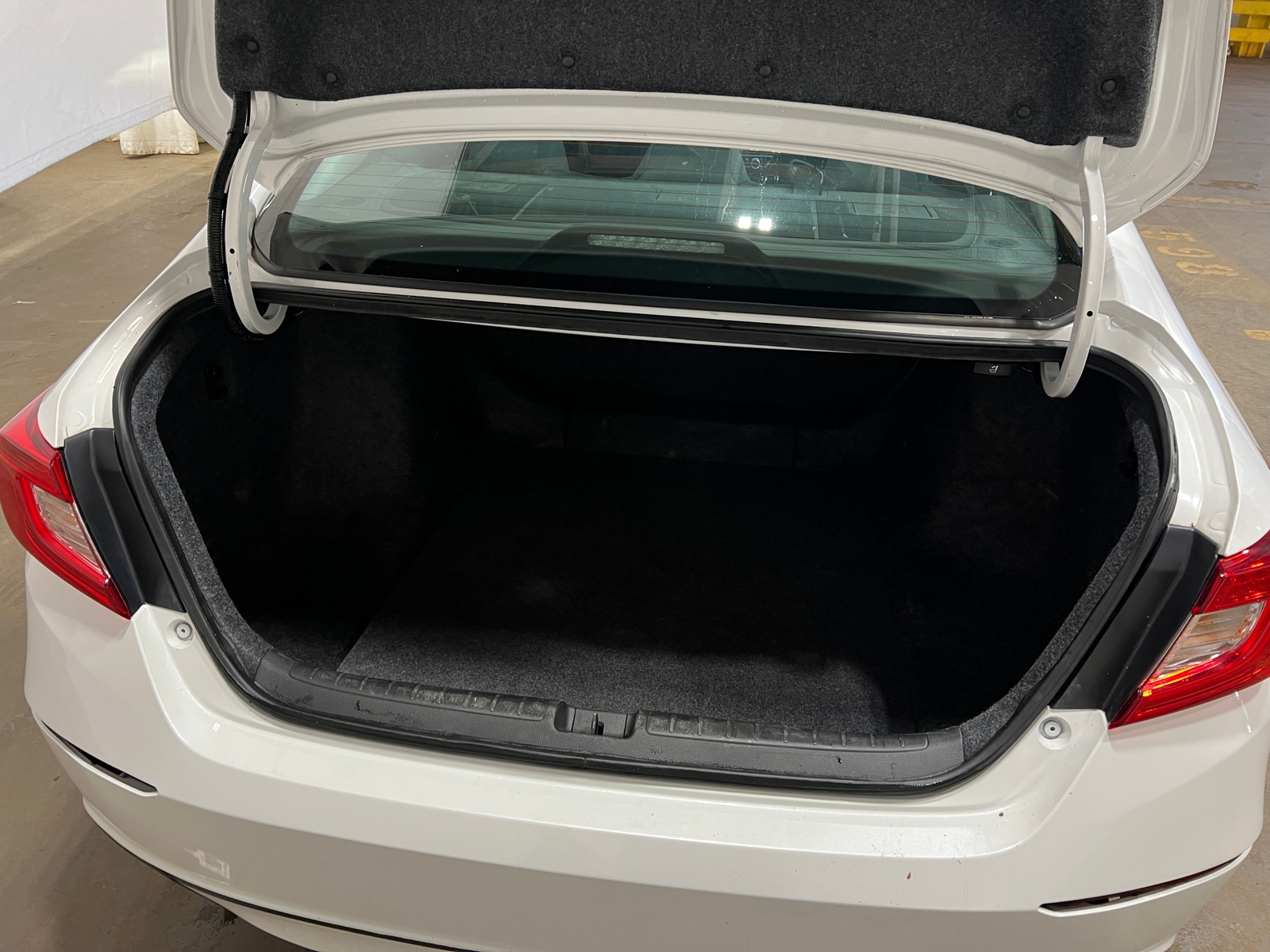 Thumbnail: 2020 Honda Accord - 7