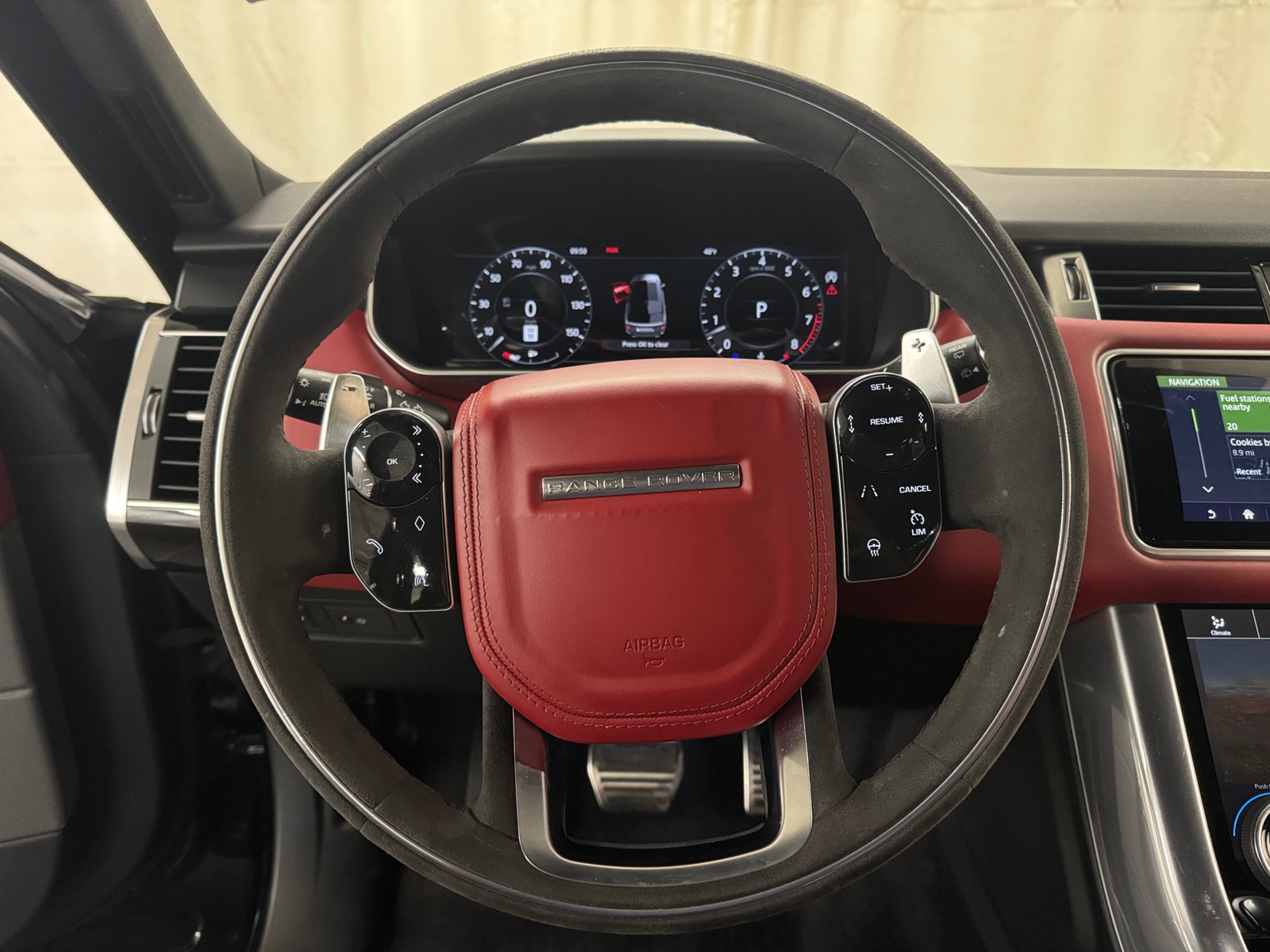 Thumbnail: 2020 Land Rover Range Rover Sport - 4