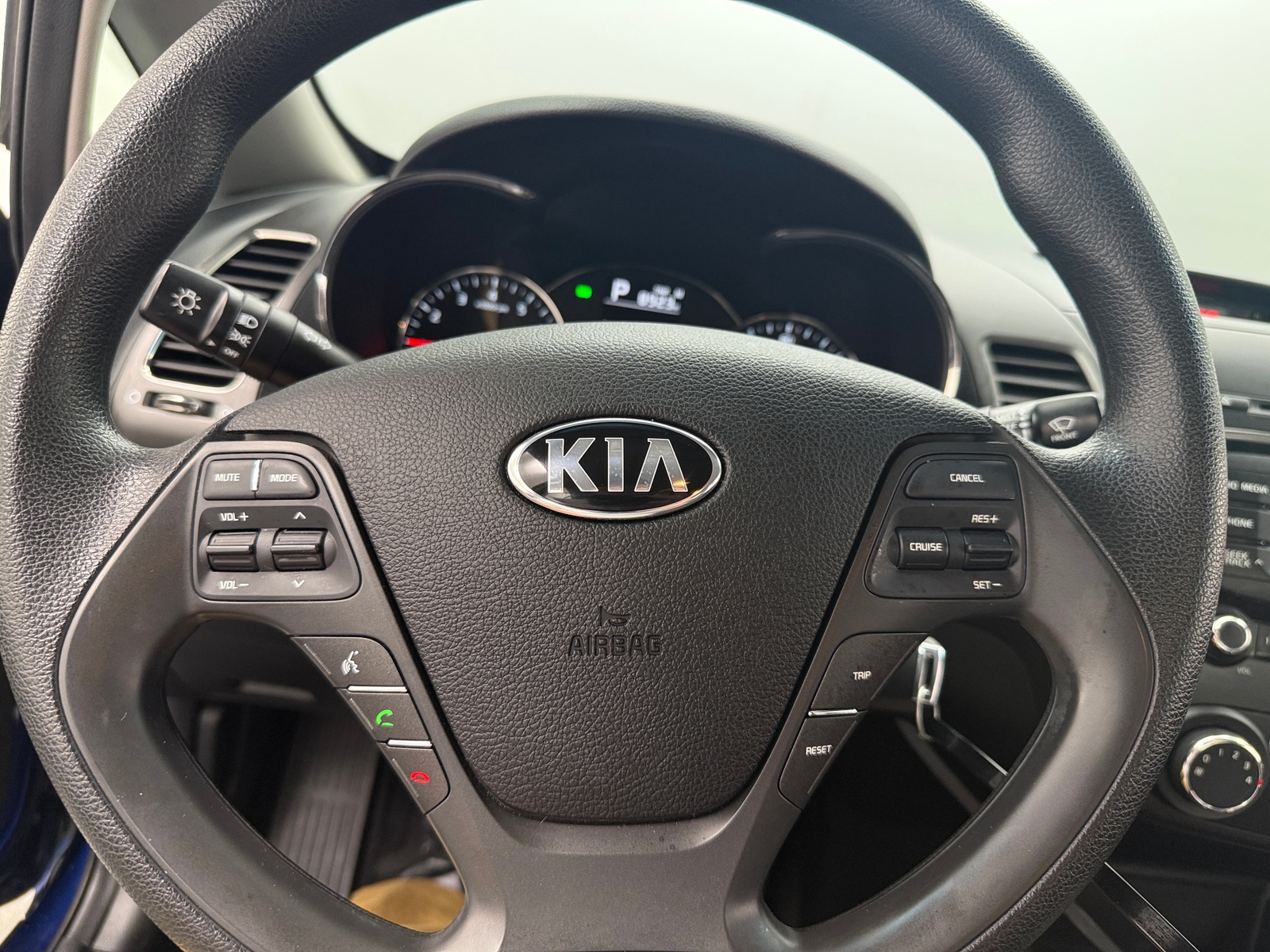 Thumbnail: 2018 Kia Forte - 5