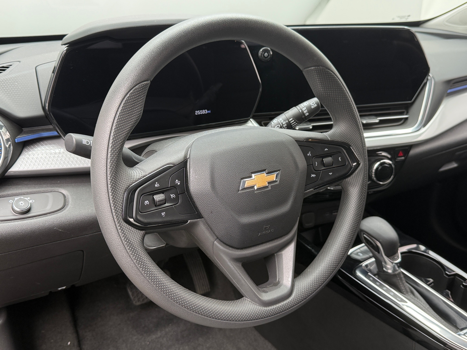 Thumbnail: 2025 Chevrolet Trax - 5