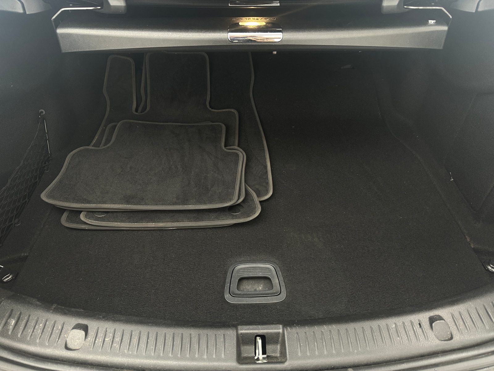 Thumbnail: 2020 Mercedes-Benz E-Class - 6