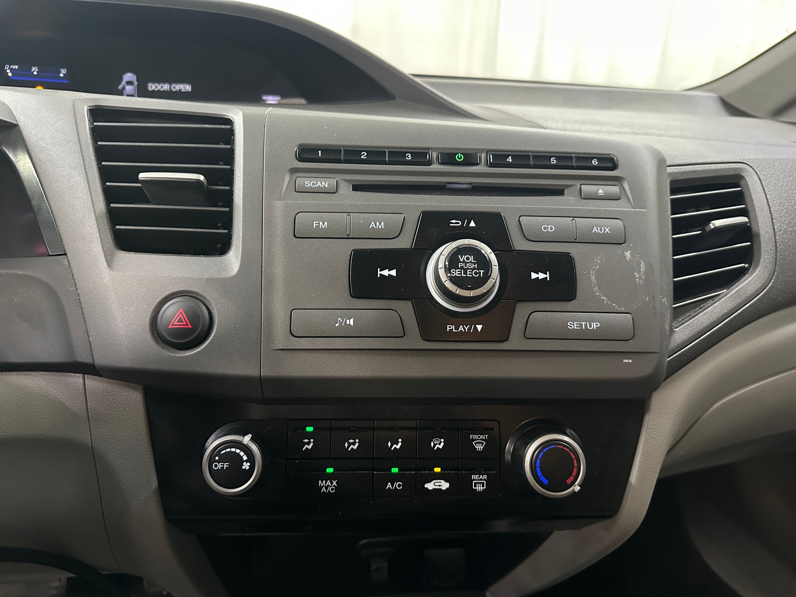 Thumbnail: 2012 Honda Civic - 4