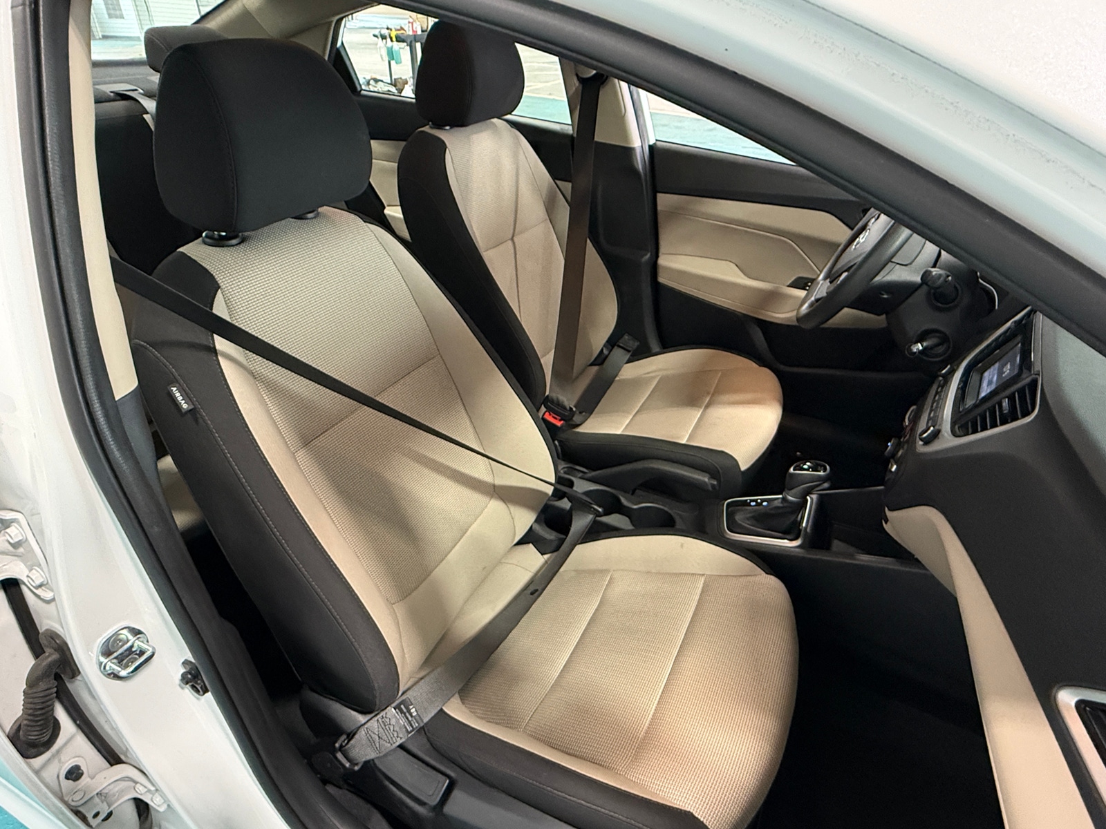 Thumbnail: 2022 Hyundai Accent - 2