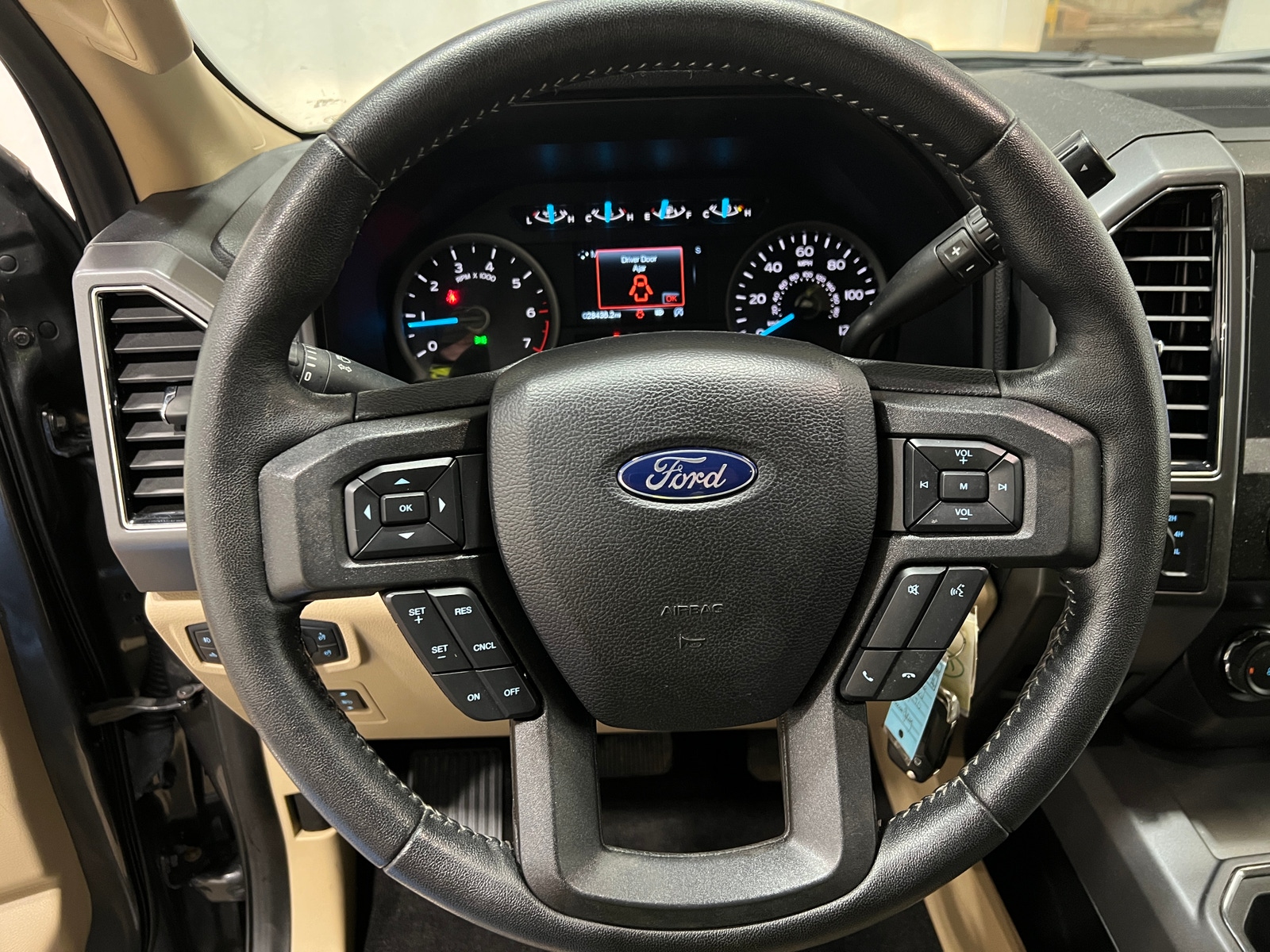 Thumbnail: 2020 Ford Econoline - 5