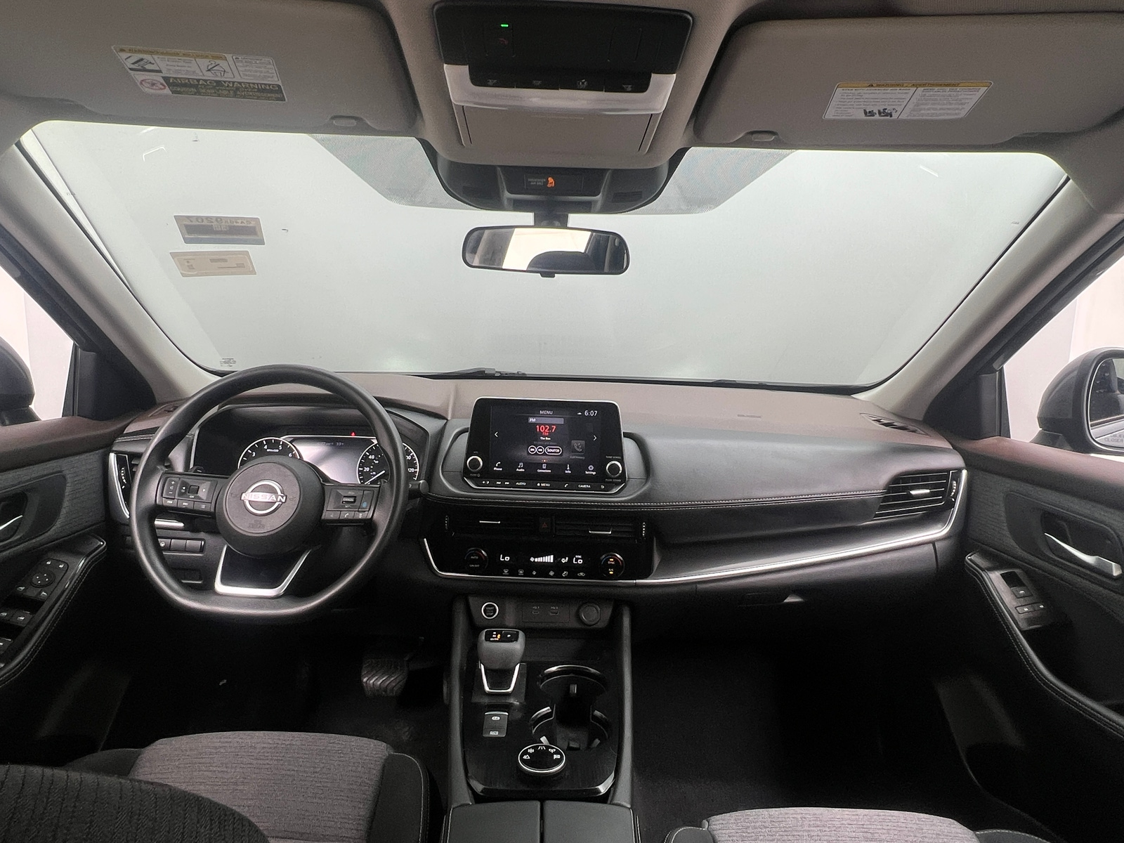 Thumbnail: 2022 Nissan Rogue - 3