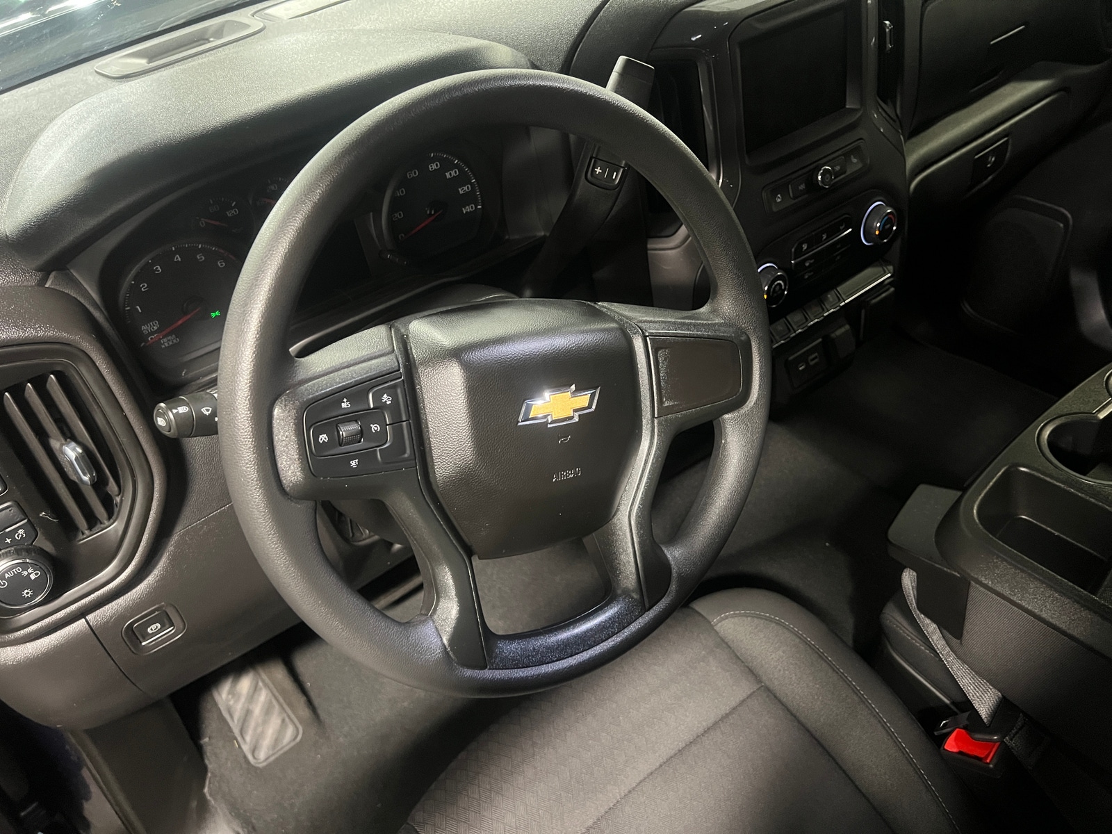 Thumbnail: 2023 Chevrolet Silverado 1500 - 5