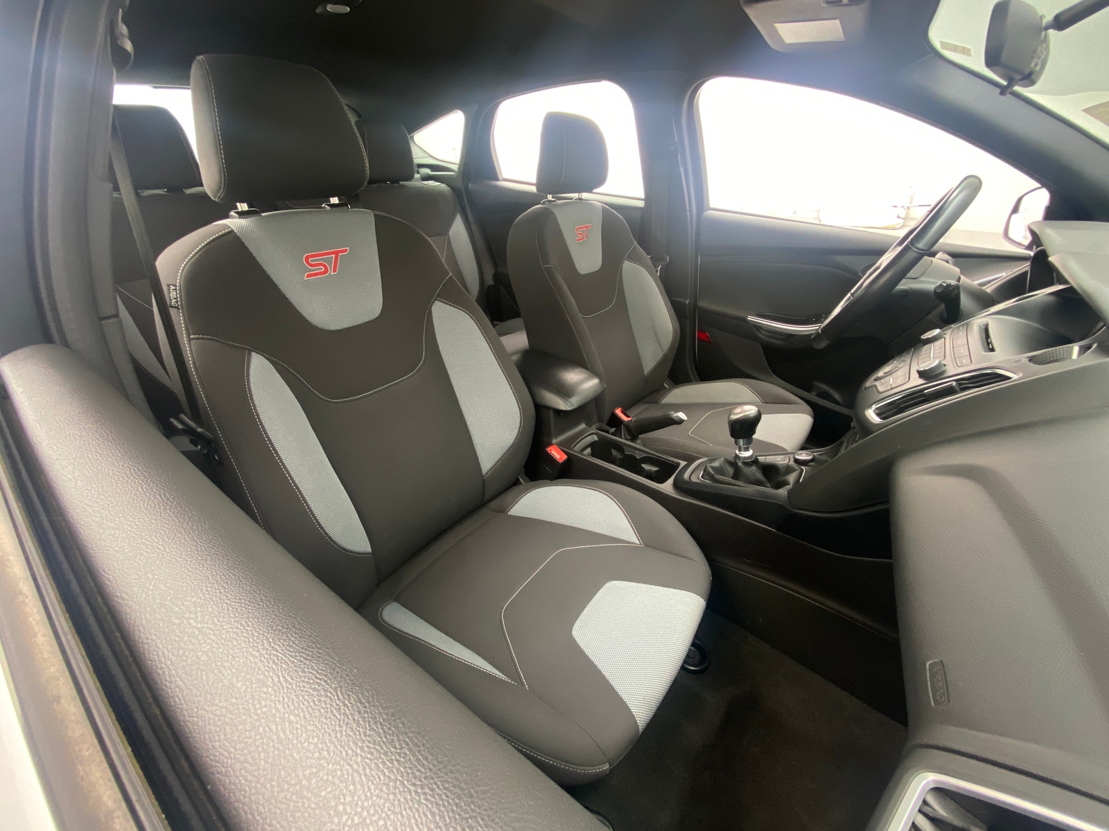 Thumbnail: 2015 Ford Focus - 2