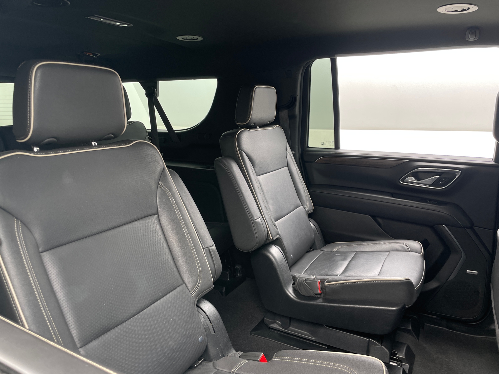 Thumbnail: 2023 Chevrolet Suburban - 5