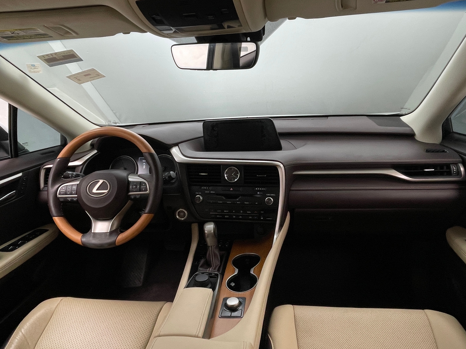 Thumbnail: 2018 Lexus RX - 3