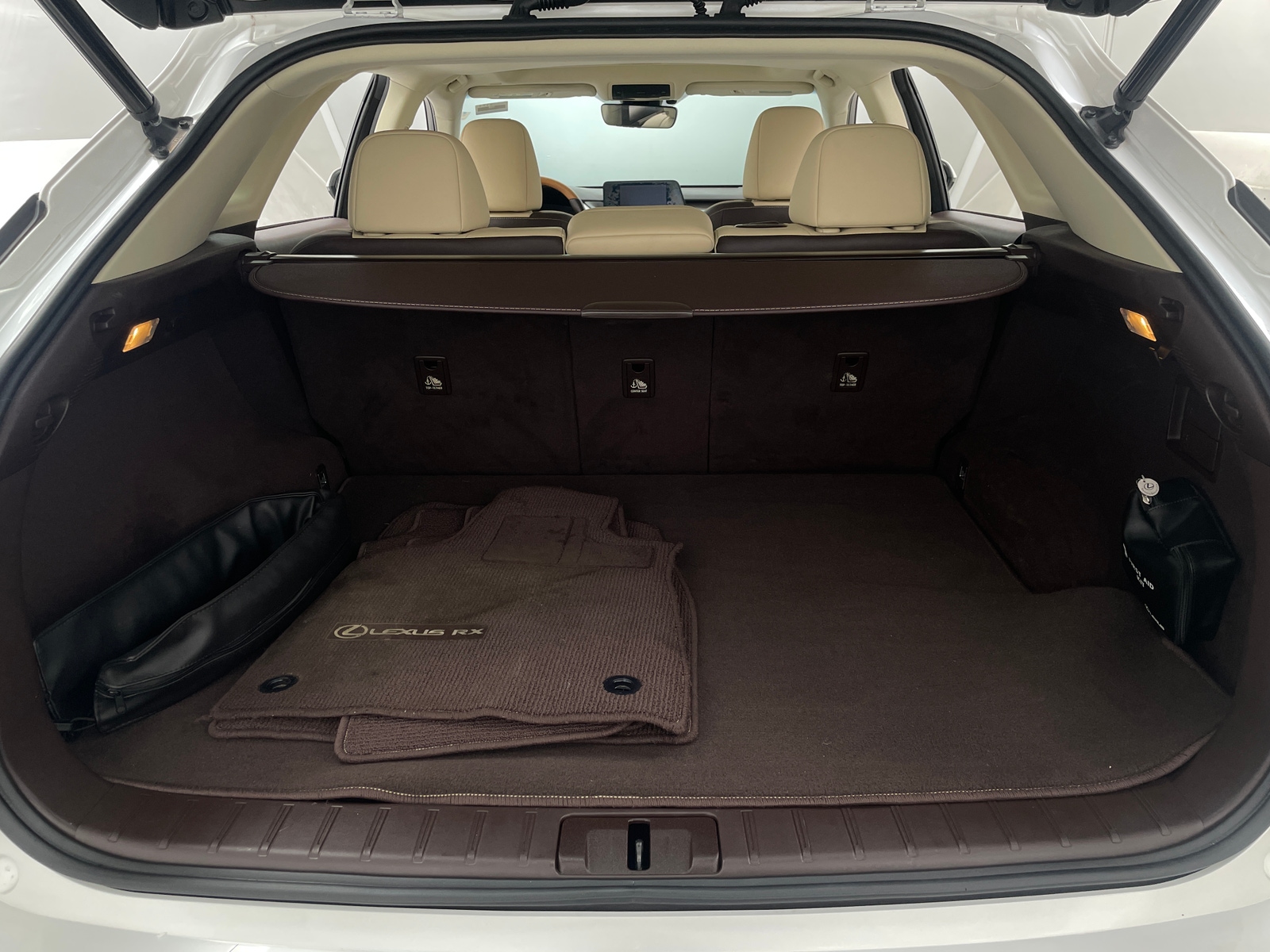 Thumbnail: 2018 Lexus RX - 7