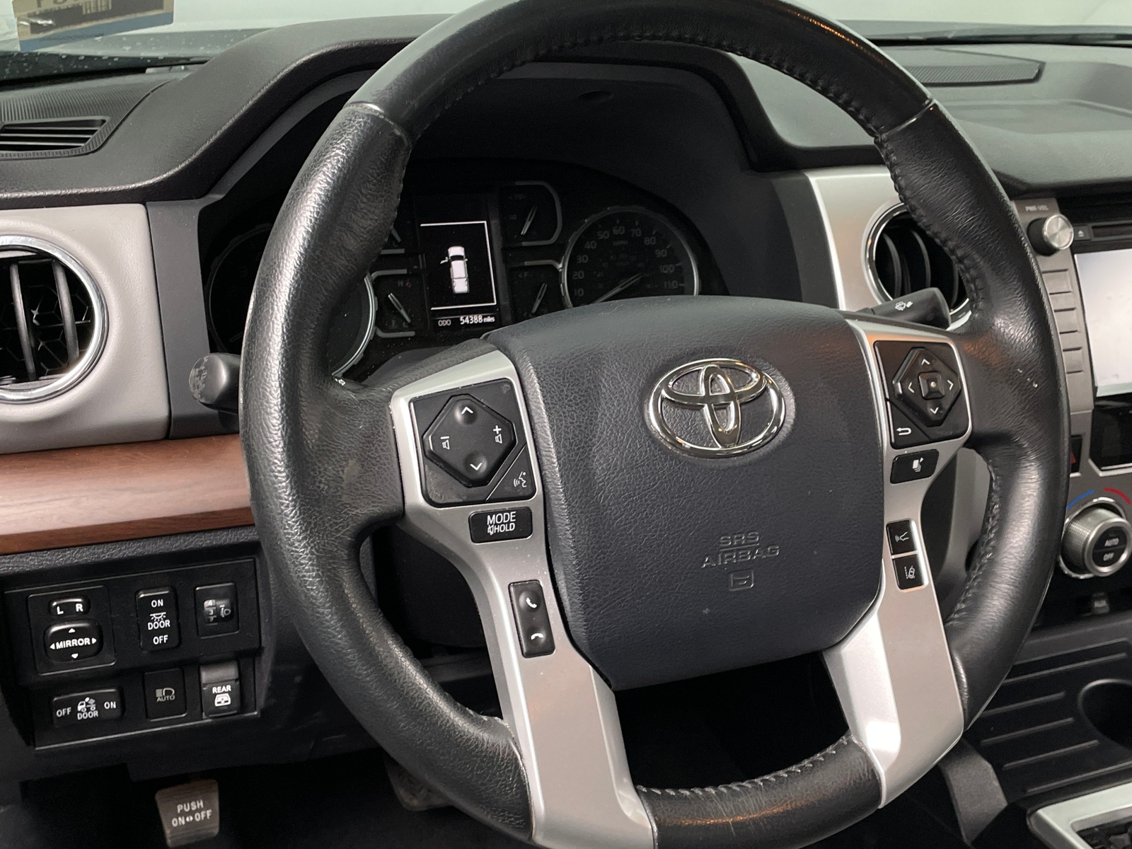 Thumbnail: 2019 Toyota Tundra - 4