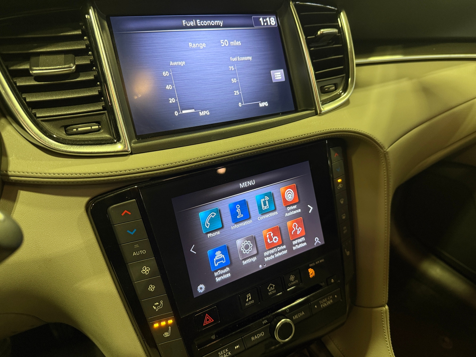 Thumbnail: 2023 INFINITI QX50 - 3