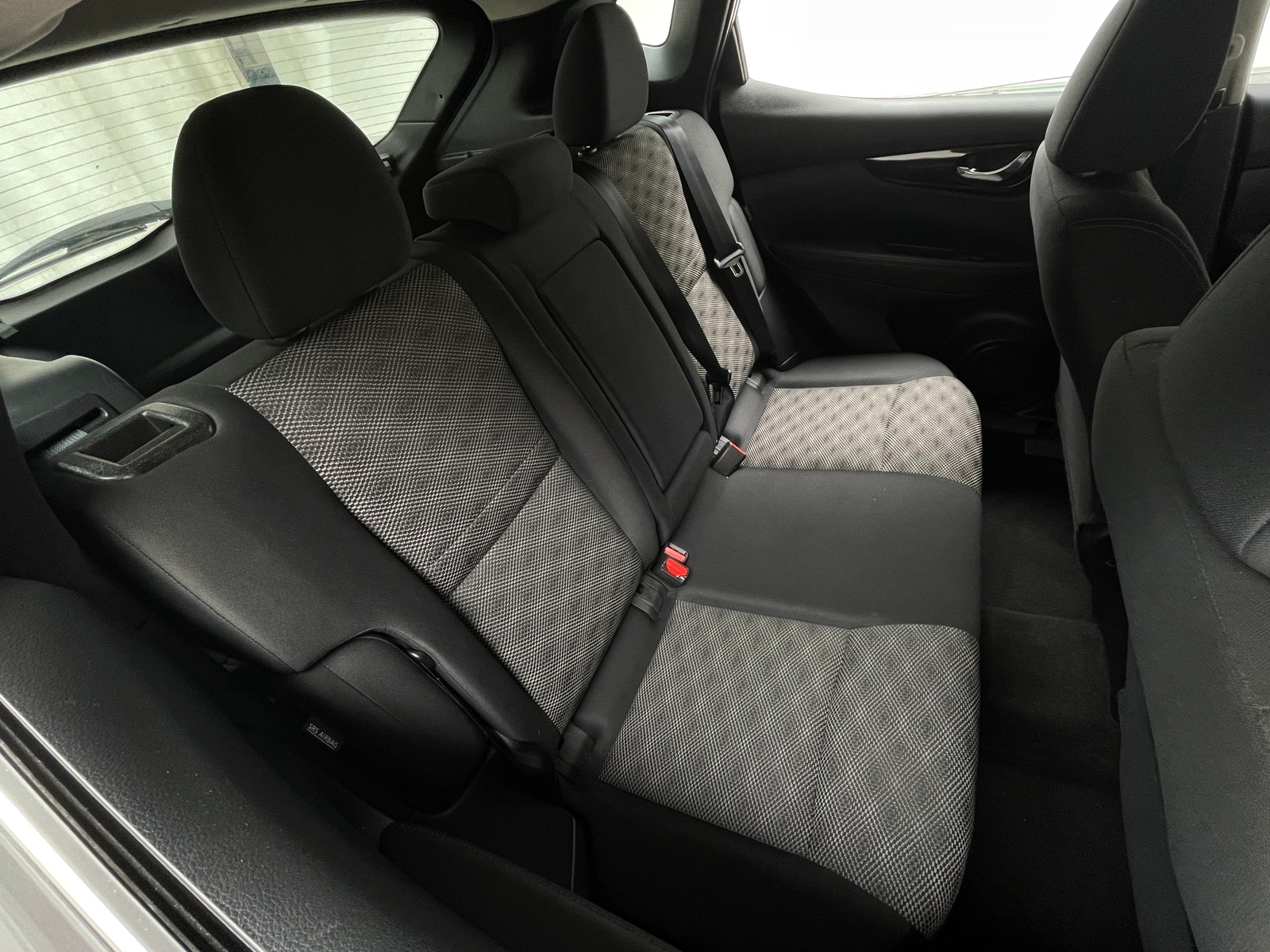 Thumbnail: 2022 Nissan Rogue Sport - 6