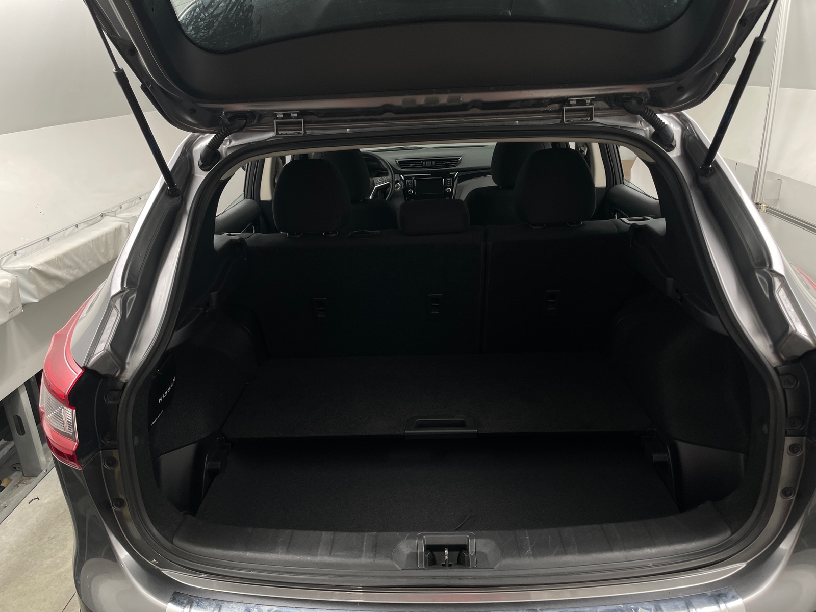 Thumbnail: 2022 Nissan Rogue Sport - 7