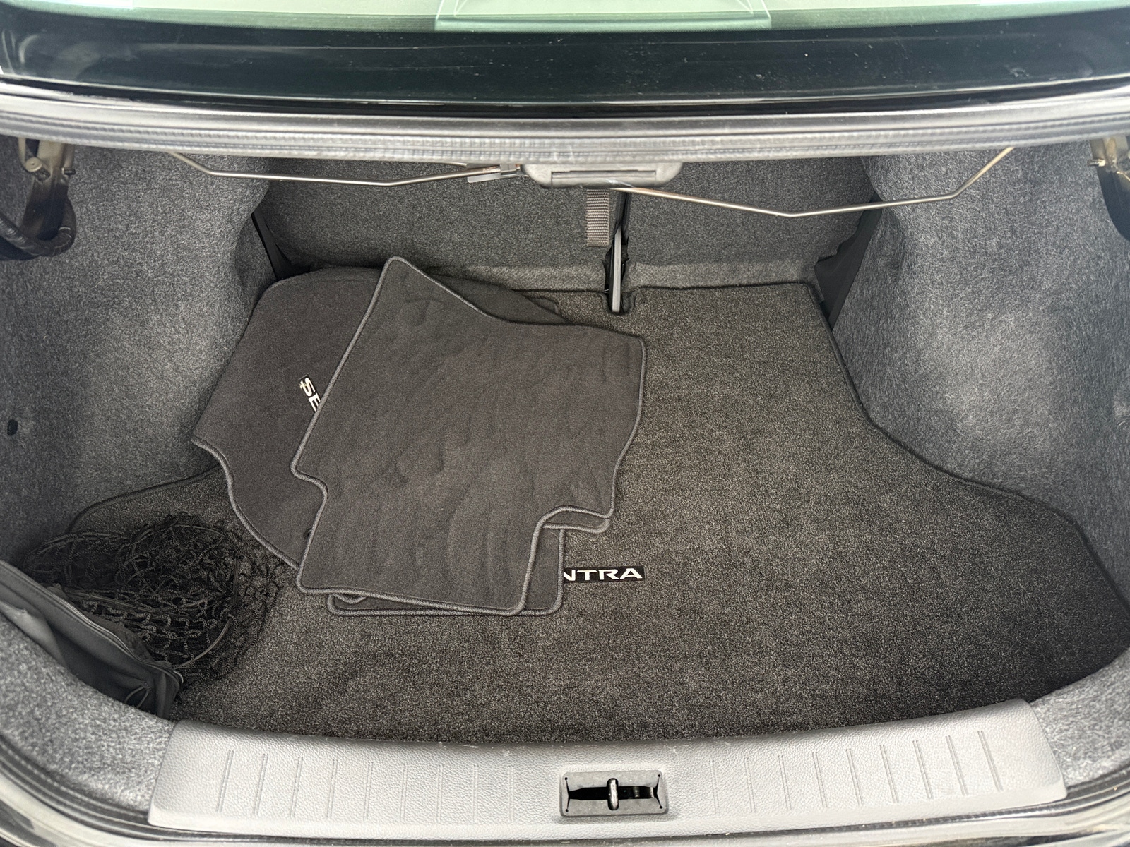 Thumbnail: 2019 Nissan Sentra - 6