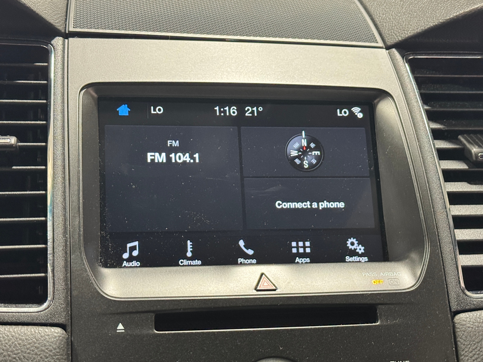 Thumbnail: 2018 Ford Taurus - 4