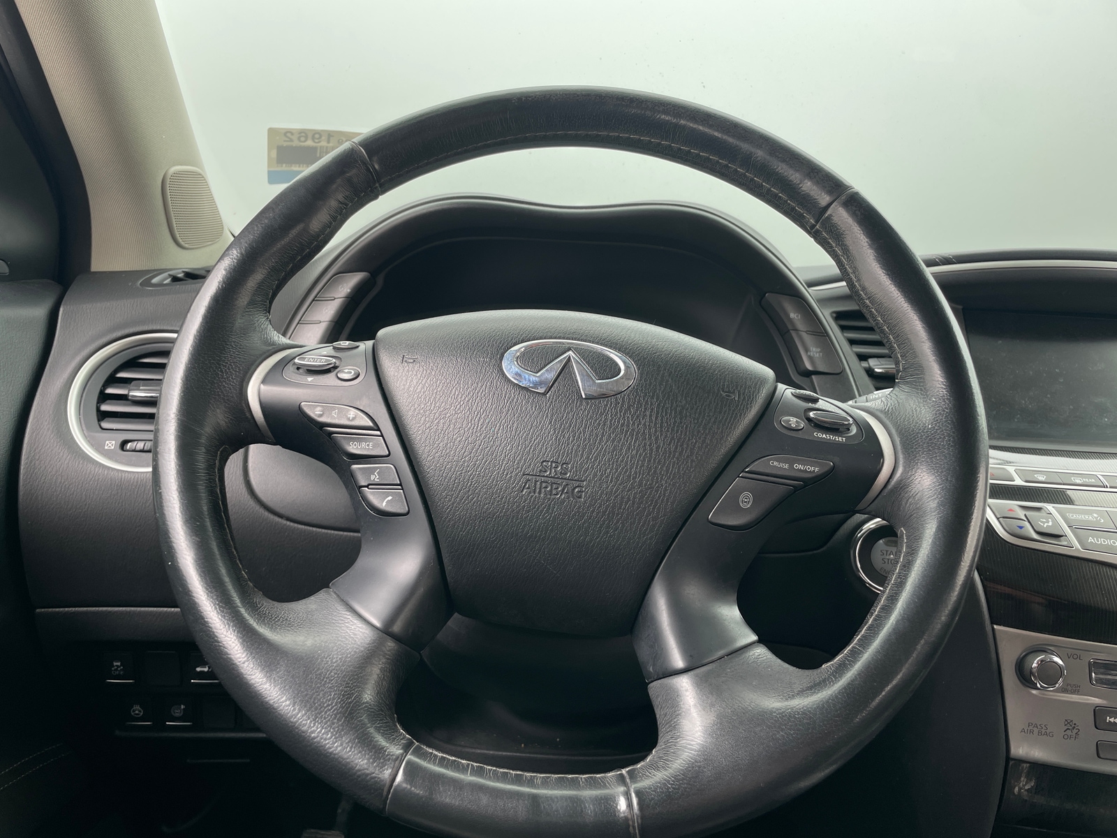 Thumbnail: 2019 INFINITI QX60 - 4