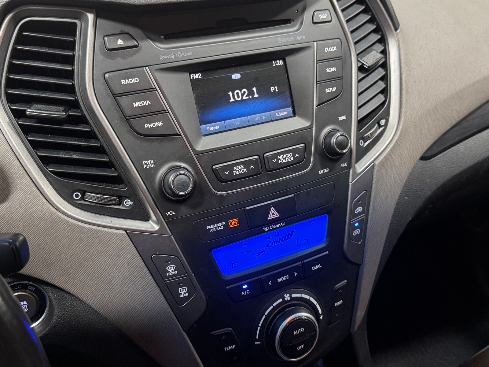 Thumbnail: 2014 Hyundai Santa Fe - 3