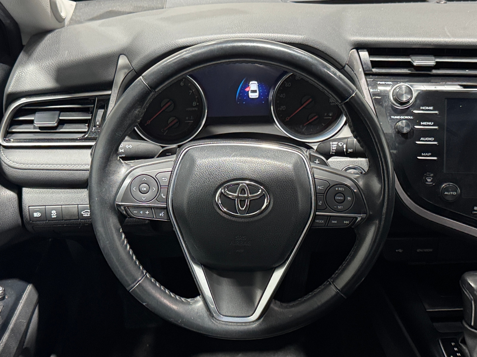 Thumbnail: 2020 Toyota Camry - 4