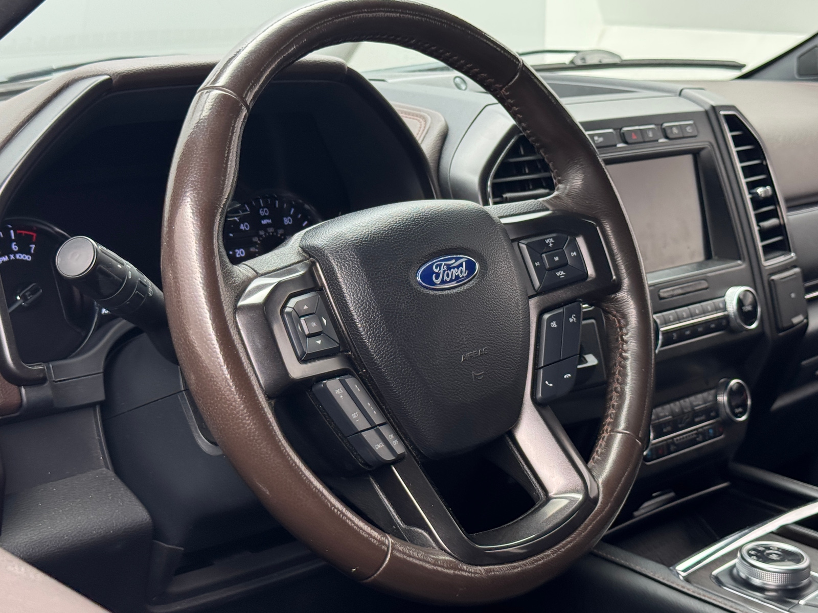 Thumbnail: 2021 Ford Expedition - 4