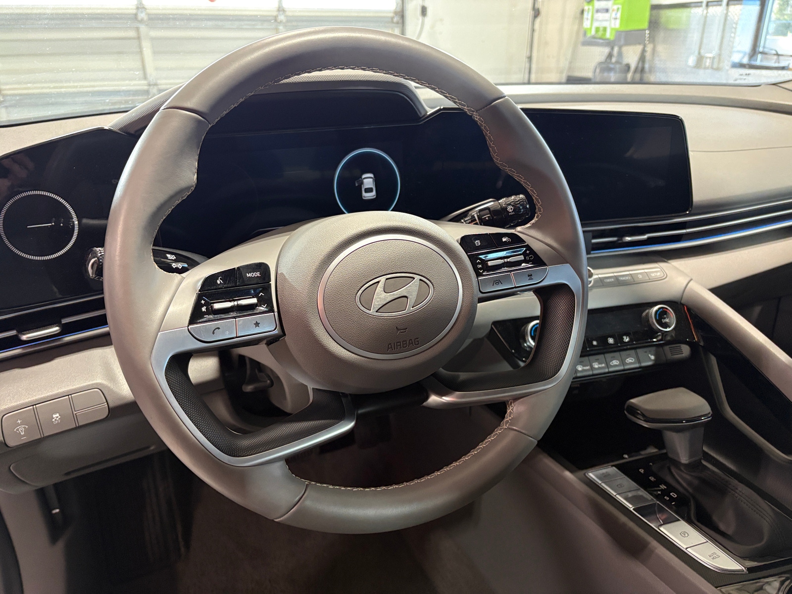 Thumbnail: 2025 Hyundai Elantra - 5