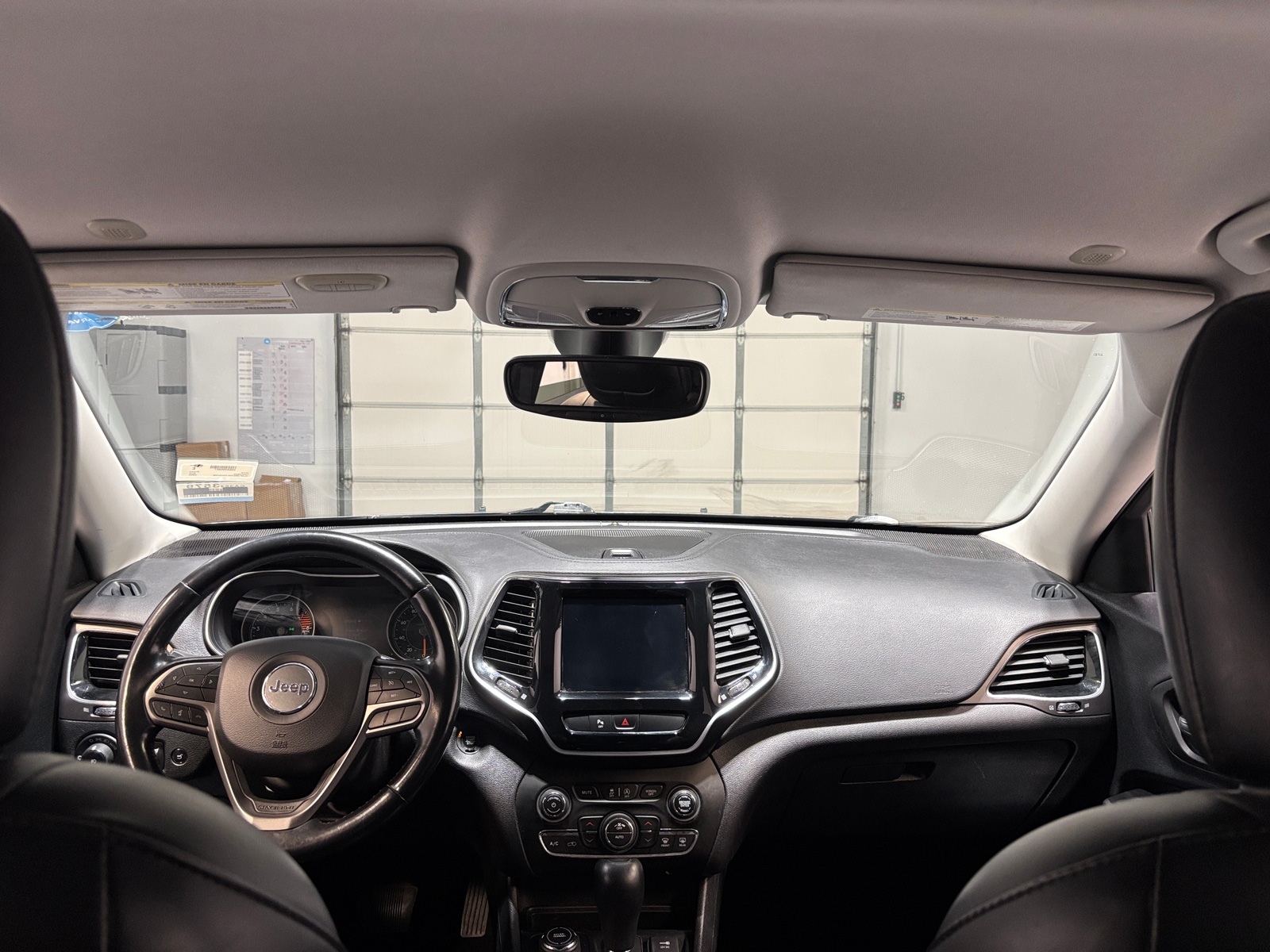 Thumbnail: 2020 Jeep Cherokee - 2