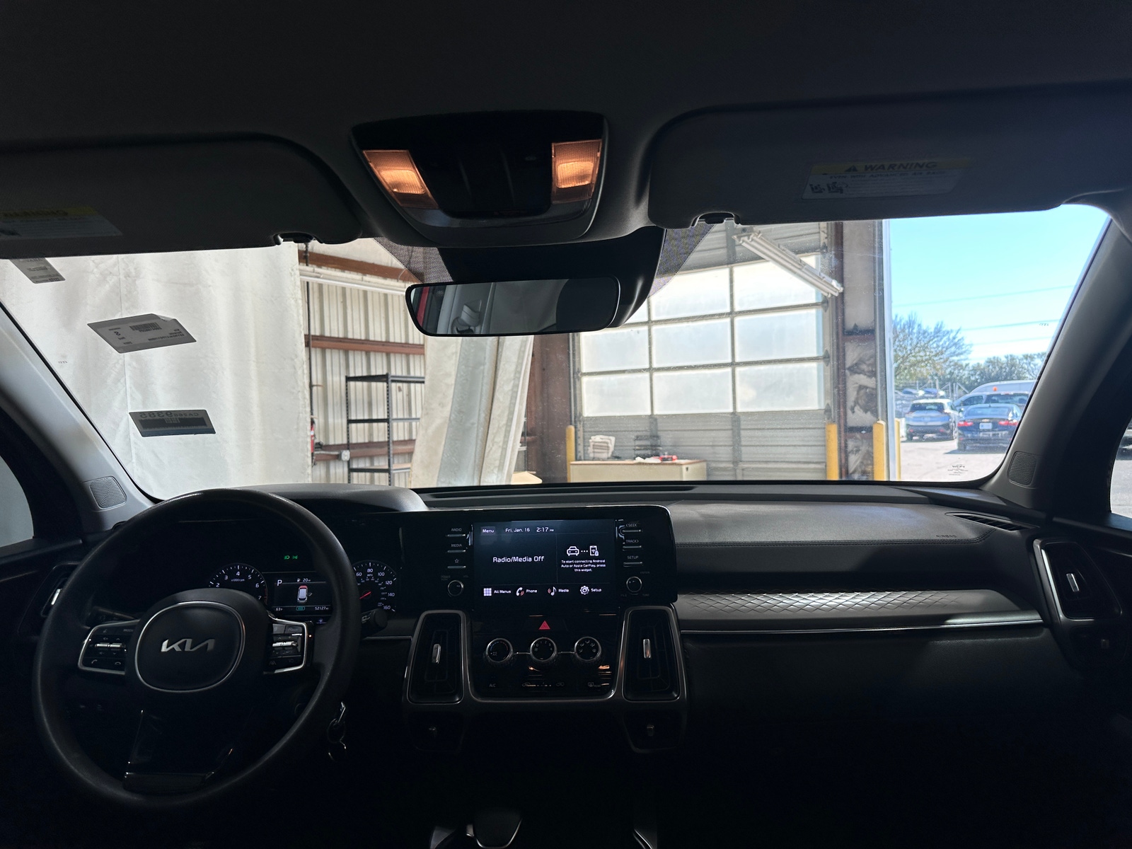 Thumbnail: 2023 Kia Sorento - 3