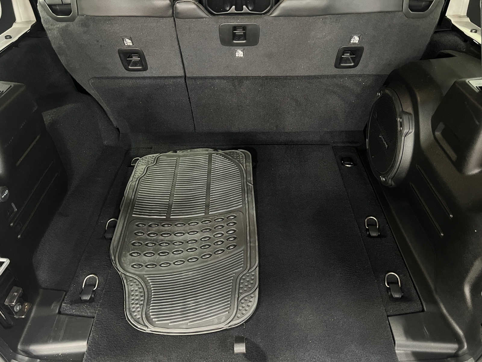 Thumbnail: 2021 Jeep Wrangler - 6