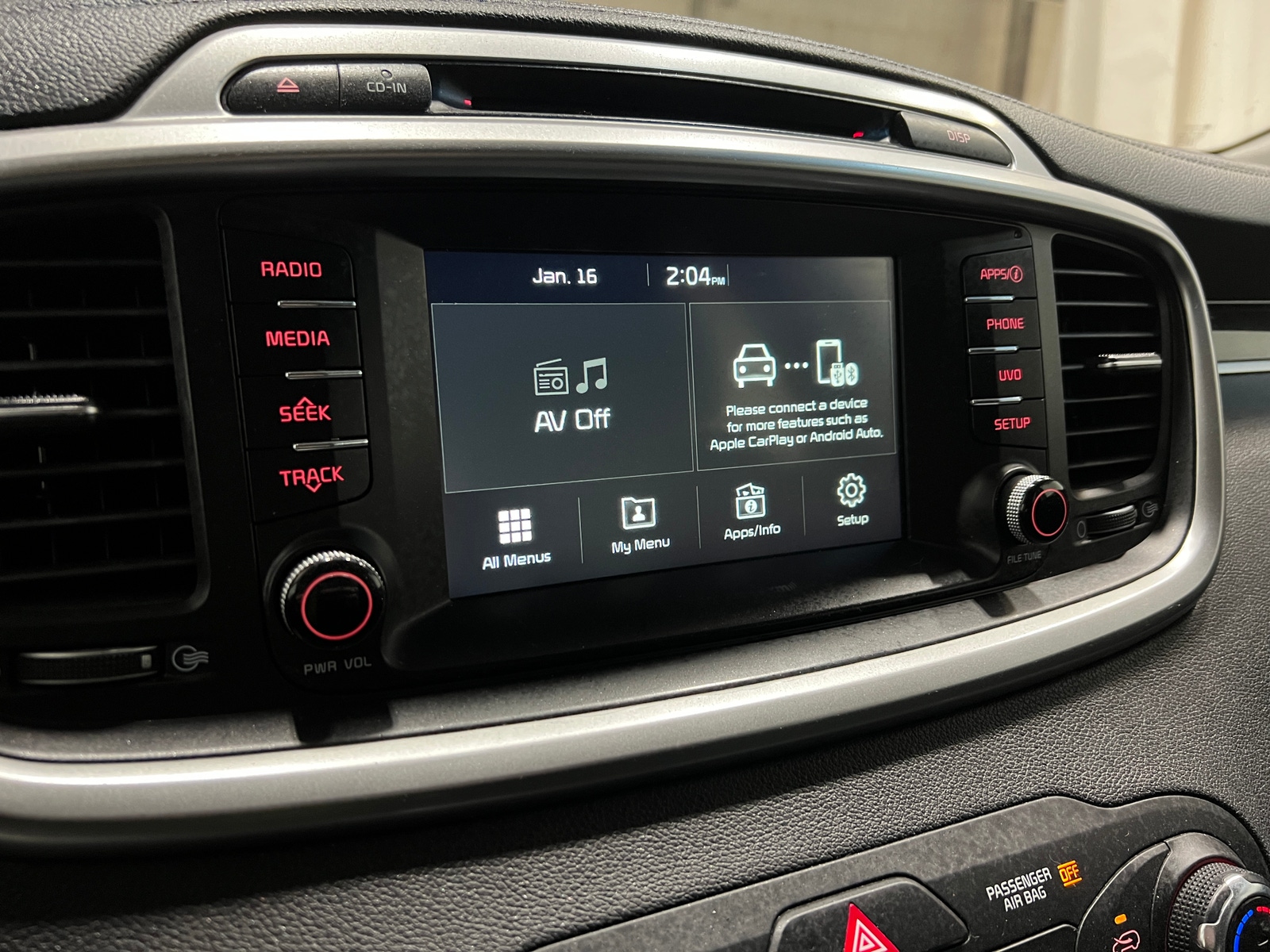 Thumbnail: 2017 Kia Sorento - 4