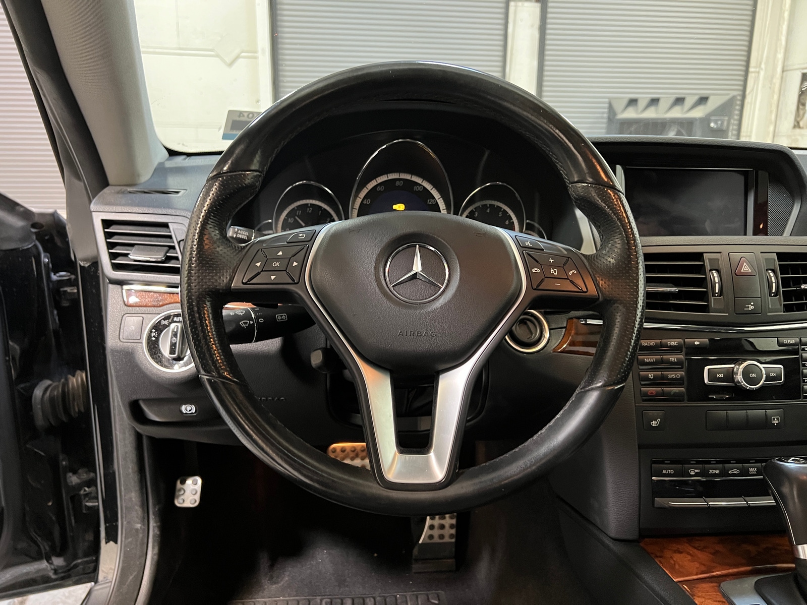 Thumbnail: 2013 Mercedes-Benz E-Class - 3