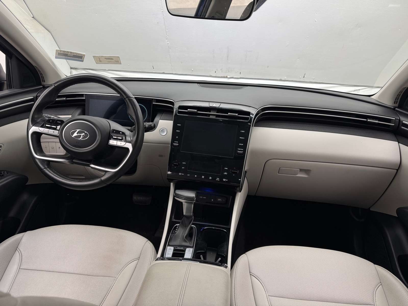 Thumbnail: 2023 Hyundai Tucson - 3