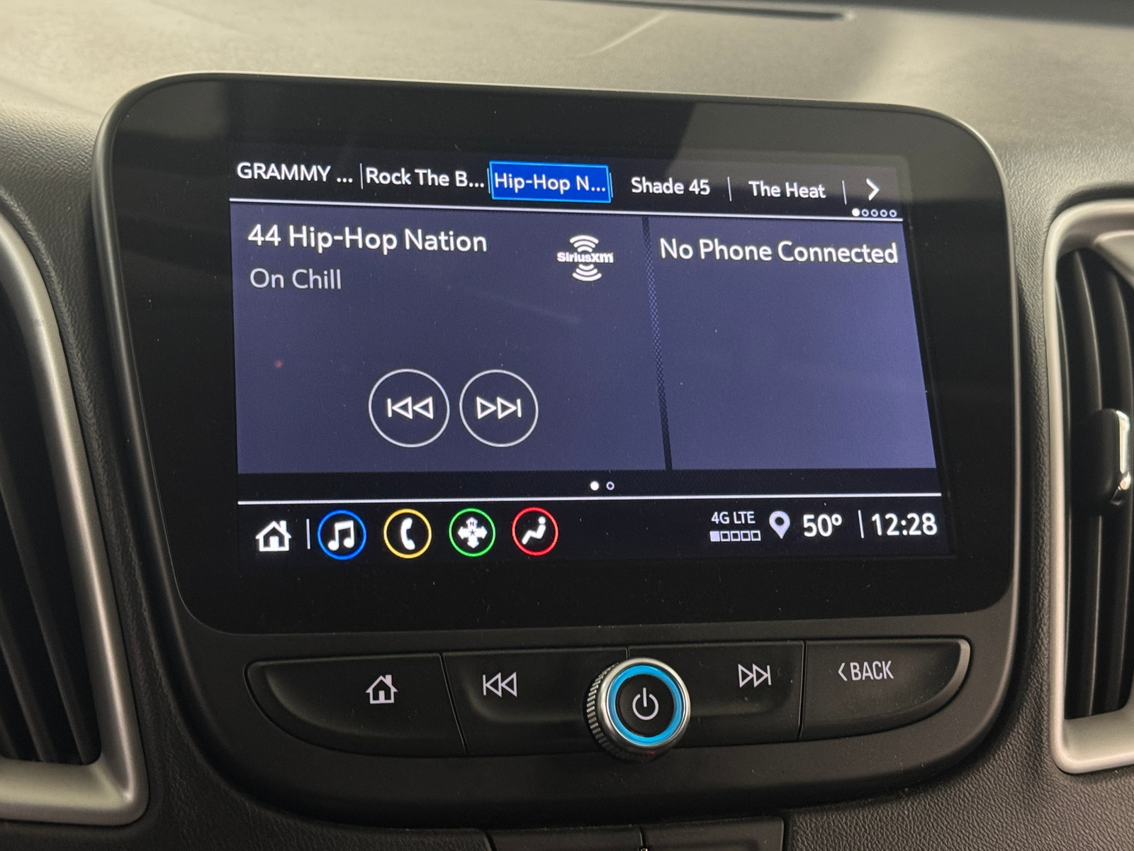 Thumbnail: 2024 Chevrolet Malibu - 4